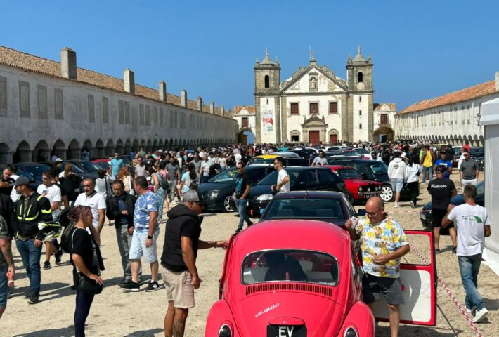 Encontro Cabo Espichel Carros e Motos Anos 80/90