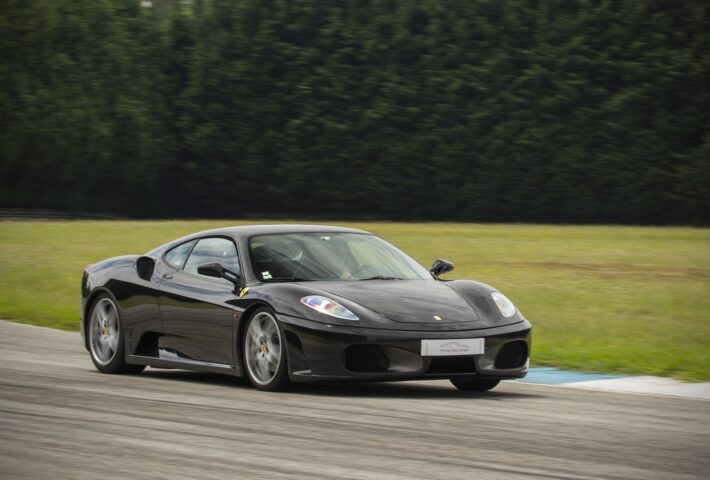 Experiências de Condução Ferrari – Ferrari Rent Braga